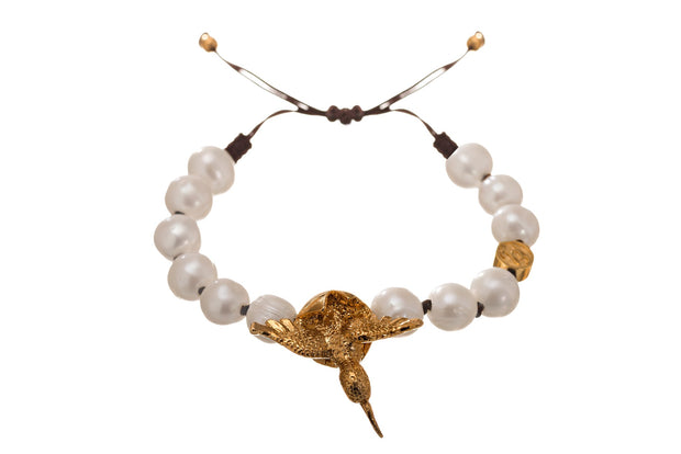 Pulsera Perla con Colibrí en Huevo Oro - ELENA LÓPEZ JOYERÍA