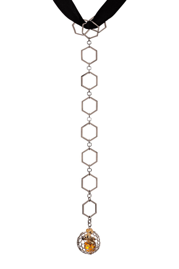 Collar de Hexágonos con Esfera Colmena de Rodio Blanco - ELENA LÓPEZ JOYERÍA
