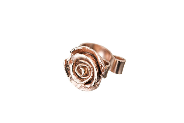 Aretes Broche Rosa Oro Rosa - ELENA LÓPEZ JOYERÍA